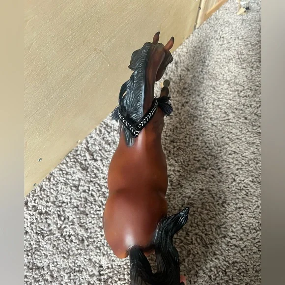 Breyer Empress Model - Picture 7 of 7